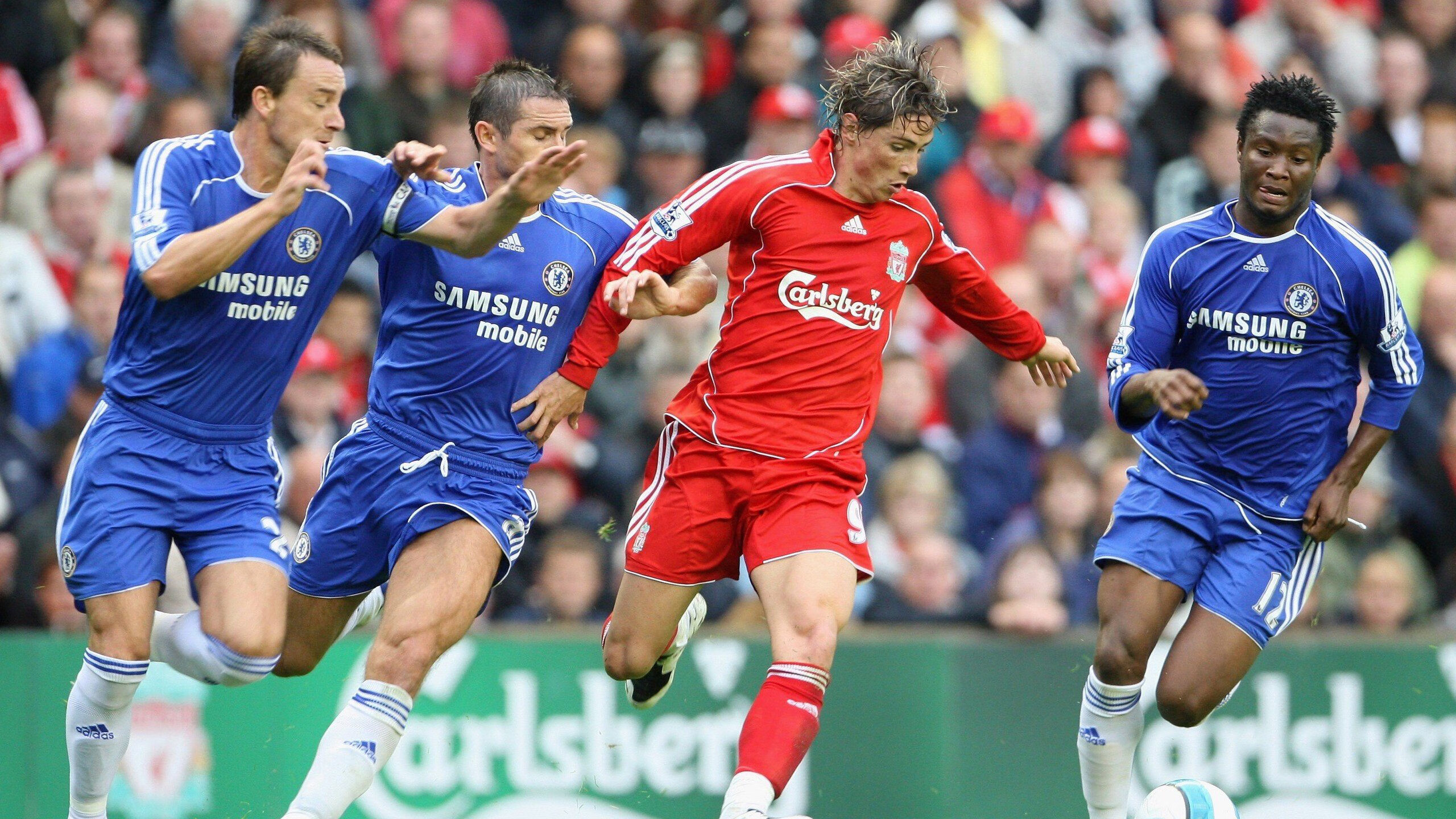 中国足球国家队边路进攻与控球战术配合研究，中国边路球员